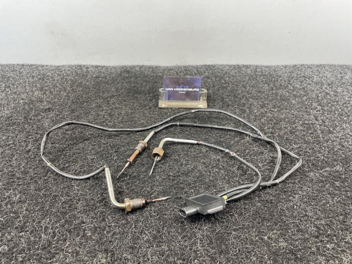 Używane Czujnik temperatury spalin Mercedes B (W247) 2.0 B-220d Cena € 24,20 Z VAT oferowane przez Van Kronenburg Engines