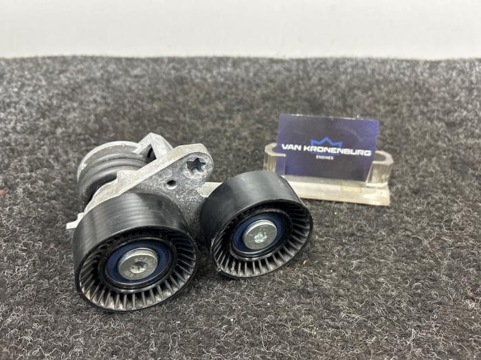 Usados Rodillo tensor correa múltiple BMW 3 serie (E92) 335i 24V Precio € 50,00 IVA incluido ofrecido por Van Kronenburg Engines