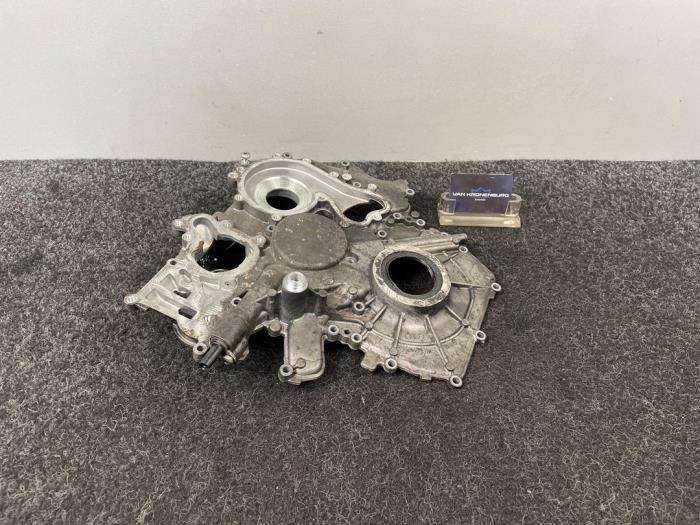 Usagé Couvercle de distribution Audi A8 (D4) 3.0 TDI V6 24V Quattro Prix € 90,00 Prix TTC proposé par Van Kronenburg Engines
