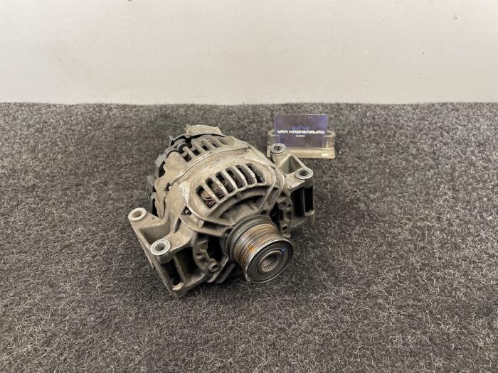 Gebrauchte Dynamo Mercedes Sprinter 3t (906.61) 211 CDI 16V Preis € 75,00 Mit Mehrwertsteuer angeboten von Van Kronenburg Engines