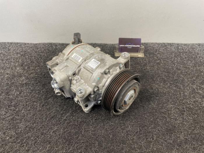 Usagé Compresseur de clim Audi A6 Avant (C6) 2.0 T FSI 16V Prix € 49,95 Prix TTC proposé par Van Kronenburg Engines
