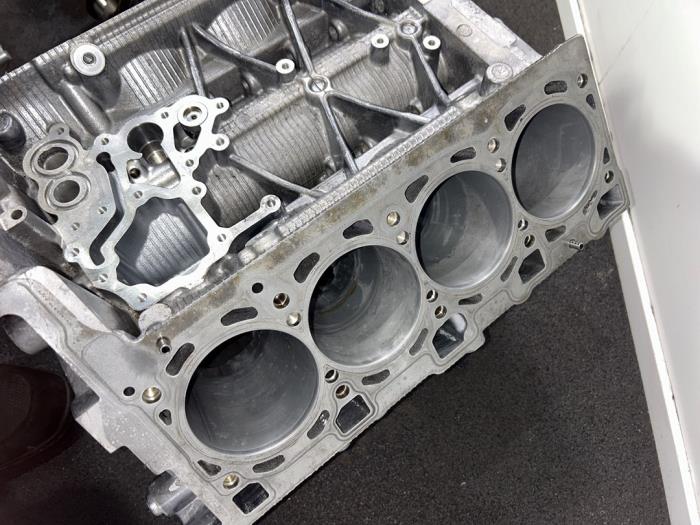 Engine from a Audi RS 4 (B7) RS4 4.2 V8 40V