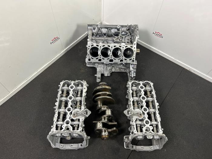 Engine from a Audi RS 4 (B7) RS4 4.2 V8 40V