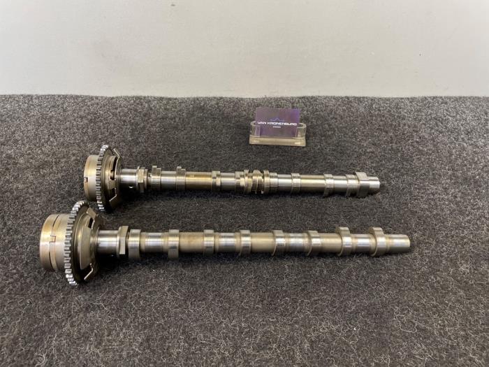 Usagé Kit arbre à cames Mercedes E (W213) E-200 2.0 Turbo 16V Prix € 726,00 Prix TTC proposé par Van Kronenburg Engines