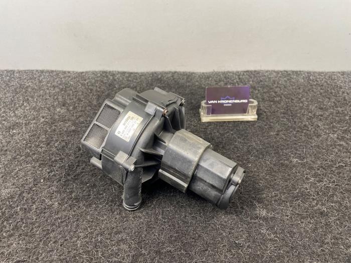 Begagnade Avgaspump Mercedes CLK AMG (W209) 5.4 55 AMG V8 24V Pris € 60,50 Inklusive moms erbjuds av Van Kronenburg Engines