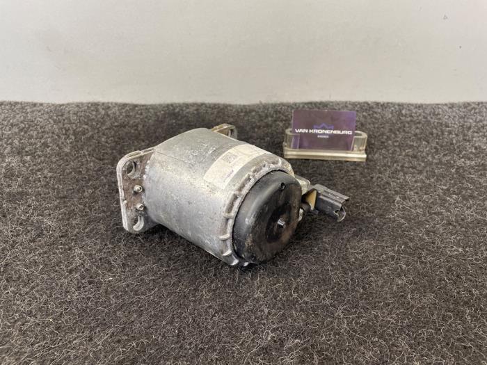 Engine mount from a Porsche 911 (992) 3.0 24V Carrera 4 2022