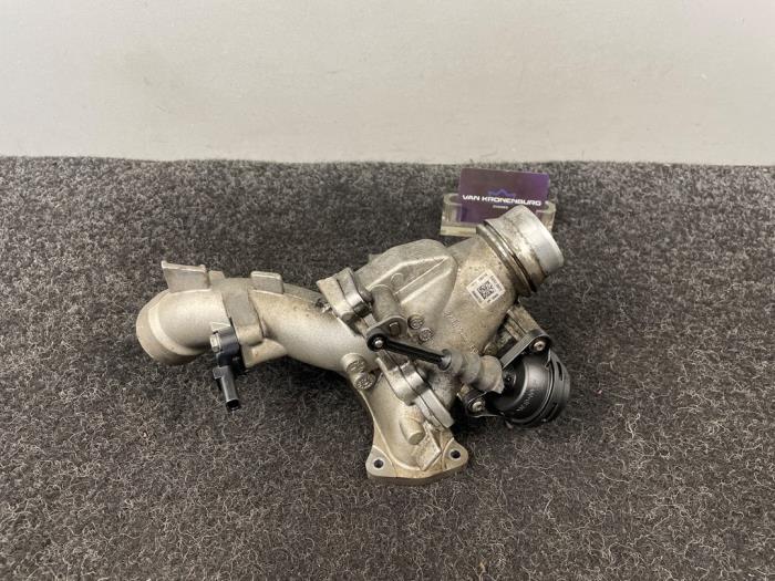 Used Turbo pipe BMW X1 (F48) sDrive 18d 2.0 16V Price € 72,60 Inclusive VAT offered by Van Kronenburg Engines