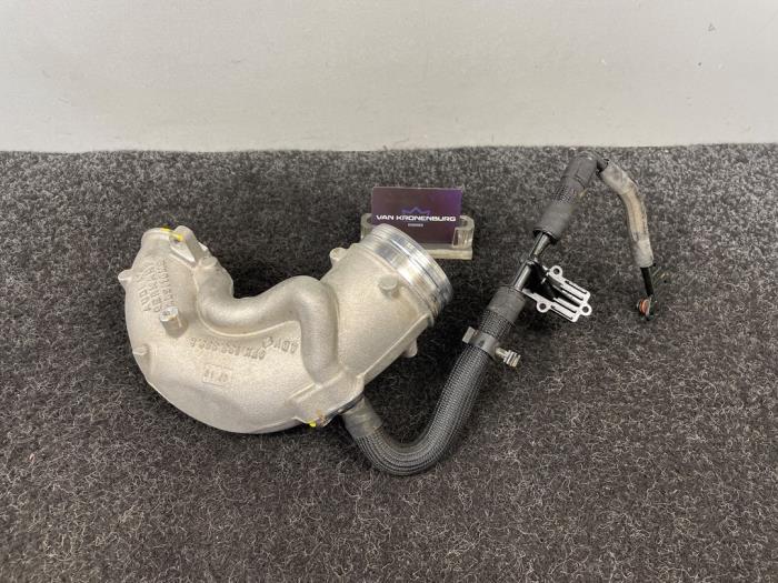 Gebrauchte Intercooler Rohr Audi RS 3 Sportback (8VA/8VF) 2.5 TFSI 20V Quattro Preis € 48,00 Mit Mehrwertsteuer angeboten von Van Kronenburg Engines