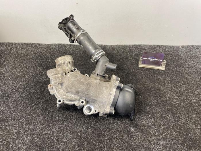 Begagnade Vattenpump Audi RS 6 Avant (C7) 4.0 V8 TFSI 32V Pris € 72,60 Inklusive moms erbjuds av Van Kronenburg Engines