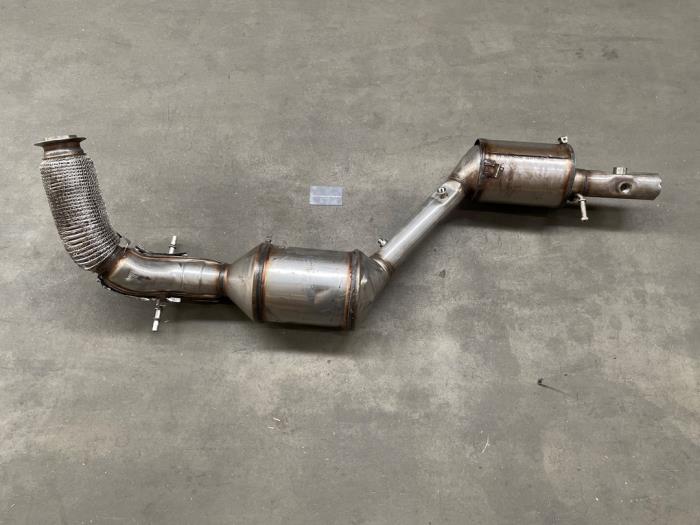 Used Particulate filter Volkswagen Crafter (SY) 2.0 TDI FWD Price on request offered by Van Kronenburg Engines