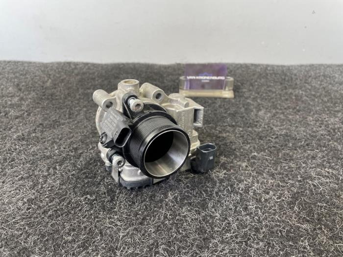 Usagé Boitier papillon Porsche Panamera (971G) 2.9 V6 24V 4 Prix € 154,95 Prix TTC proposé par Van Kronenburg Engines