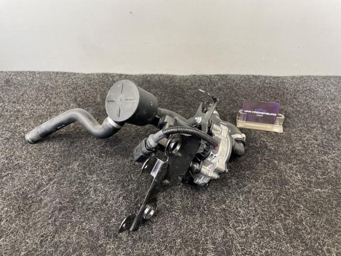 Begagnade Avgaspump Audi S8 (D4) 4.0 Plus V8 TFSI 32V Pris € 94,95 Inklusive moms erbjuds av Van Kronenburg Engines