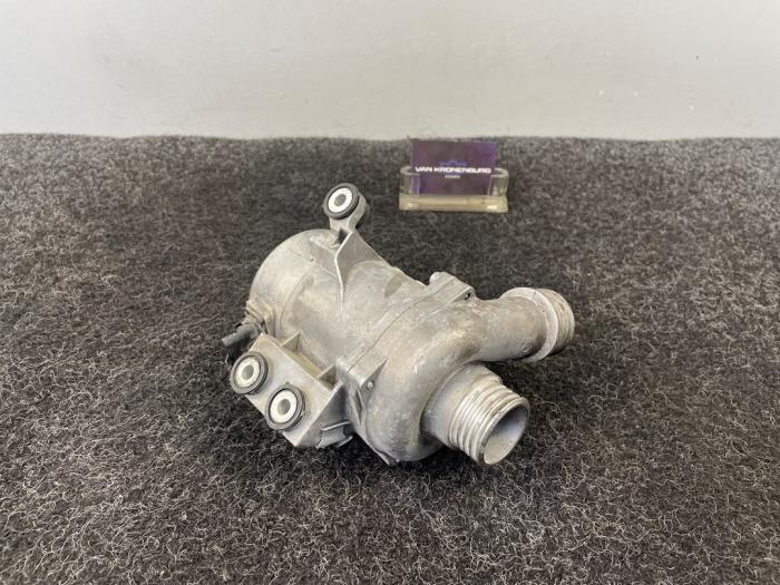 Begagnade Vattenpump BMW 5 serie (E60) 525i 24V Pris € 121,00 Inklusive moms erbjuds av Van Kronenburg Engines