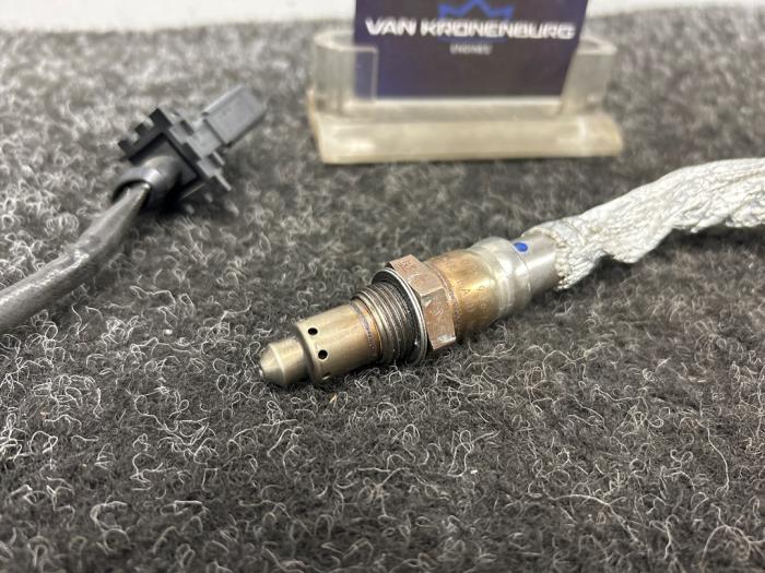 Sonde lambda d'un Volkswagen Transporter T6 2.0 TDI 150 4Motion 2020