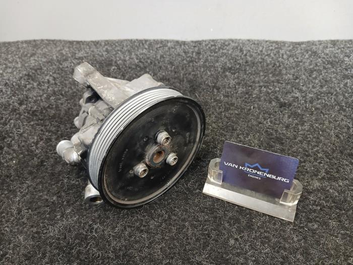 Usagé Pompe de direction Audi S4 Avant (B8) S4 3.0 TFSI V6 24V Prix € 121,00 Prix TTC proposé par Van Kronenburg Engines