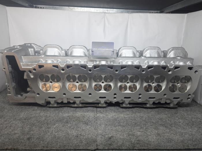 Renoverade Topplock Lamborghini Aventador Pris på förfrågan erbjuds av Van Kronenburg Engines