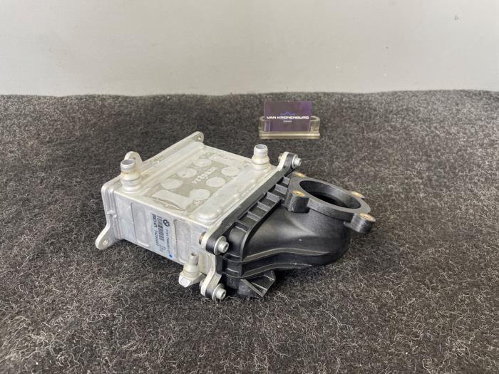 Usados Intercooler Rolls Royce Wraith (RR5) 6.6 Twin Turbo V12 48V Black Badge Precio € 200,00 IVA incluido ofrecido por Van Kronenburg Engines