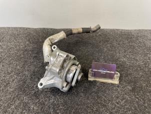 Pompe de direction d'un Audi S4 Avant (B8) S4 3.0 TFSI V6 24V 2011