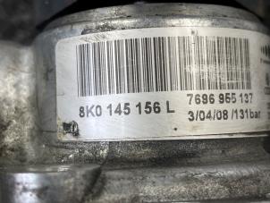 Pompe de direction d'un Audi S4 Avant (B8) S4 3.0 TFSI V6 24V 2011