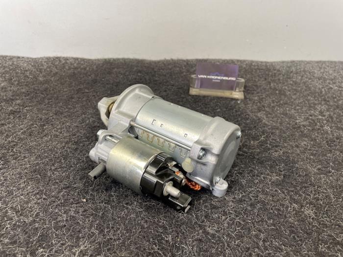 Gebrauchte Anlasser Rolls Royce Ghost (RR4) 6.6 V12 48V Black Badge Preis € 242,00 Mit Mehrwertsteuer angeboten von Van Kronenburg Engines