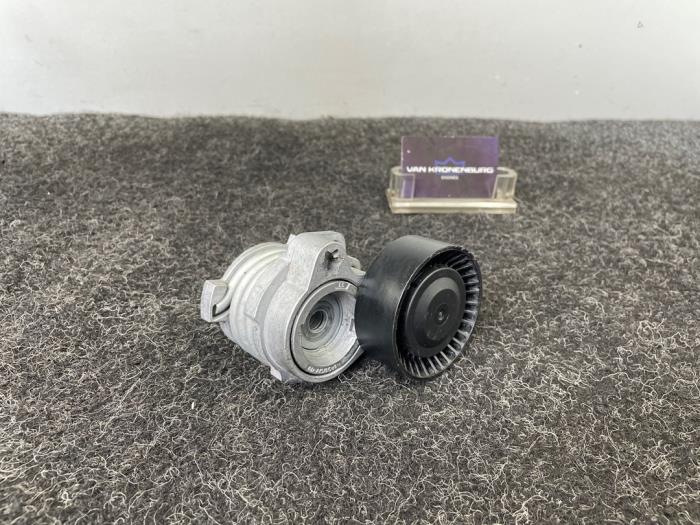 Nuevos Rodillo tensor correa múltiple BMW 7 serie (E65/E66/E67) 735i,Li 3.6 V8 32V Precio € 40,00 IVA incluido ofrecido por Van Kronenburg Engines