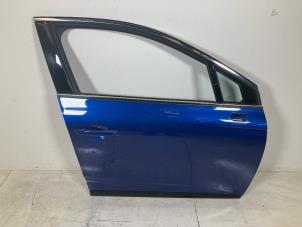 Używane Drzwi prawe przednie wersja 4-drzwiowa Mitsubishi Colt Cena € 650,00 Z VAT oferowane przez Autorecycling Kempers