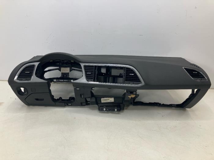 Używane Panel Seat Leon Cena € 600,00 Z VAT oferowane przez Autorecycling Kempers
