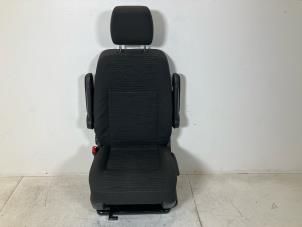 Używane Fotel lewy Volkswagen Transporter Cena € 900,00 Z VAT oferowane przez Autorecycling Kempers