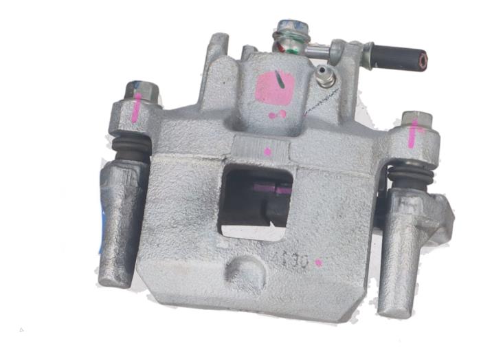 Usagé Divers Mitsubishi Space Star Prix € 50,00 Prix TTC proposé par Autorecycling Kempers