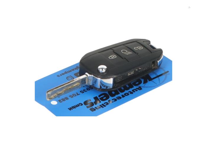 Usados Varios Peugeot 2008 Precio € 35,00 IVA incluido ofrecido por Autorecycling Kempers