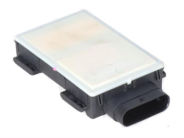 Begagnade Radarsensor BMW X3 Pris € 200,00 Inklusive moms erbjuds av Autorecycling Kempers