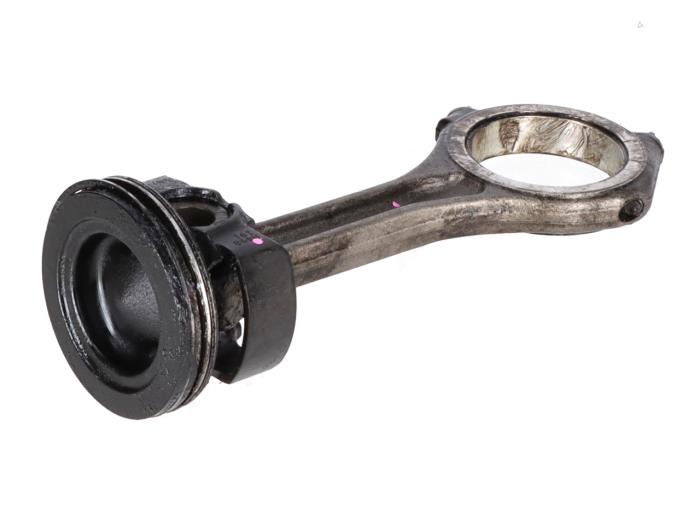 Usados Biela Volkswagen Touareg Precio € 100,00 IVA incluido ofrecido por Autorecycling Kempers