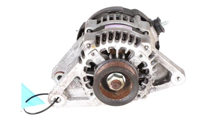 Używane Zintegrowany generator rozruchowy Suzuki Swift Cena € 50,00 Z VAT oferowane przez Autorecycling Kempers