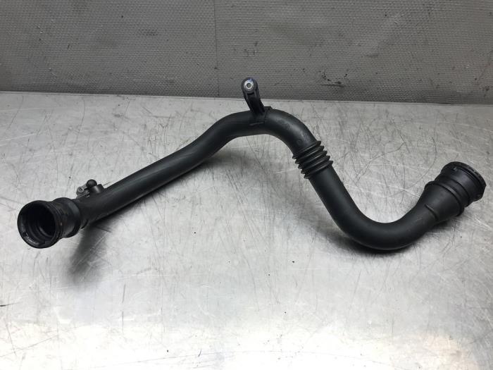 Gebrauchte Intercooler Schlauch Renault Megane III Grandtour (KZ) 1.5 dCi 110 Preis € 100,00 Margenregelung angeboten von Autosloperij Alexander