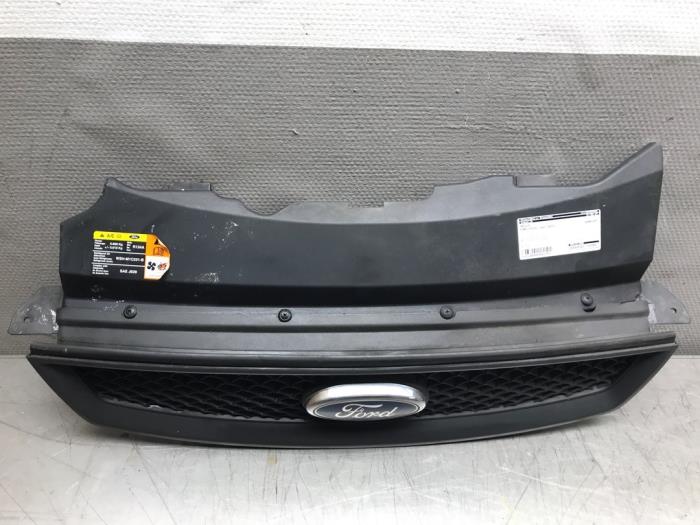 Używane Grill Ford Focus 2 1.6 Ti-VCT 16V Cena na żądanie oferowane przez Autosloperij Alexander