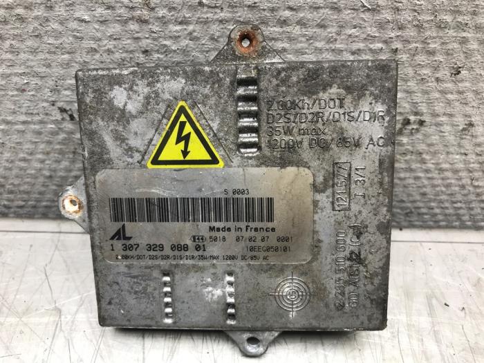 Używane Starter ksenonowy Mercedes S (W220) 3.2 S-320 CDI 24V Cena na żądanie oferowane przez Autosloperij Alexander