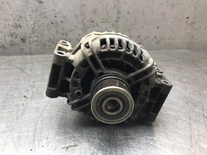 Gebrauchte Dynamo Mercedes Sprinter 3t (906.61) 210 CDI 16V Preis auf Anfrage angeboten von Autosloperij Alexander