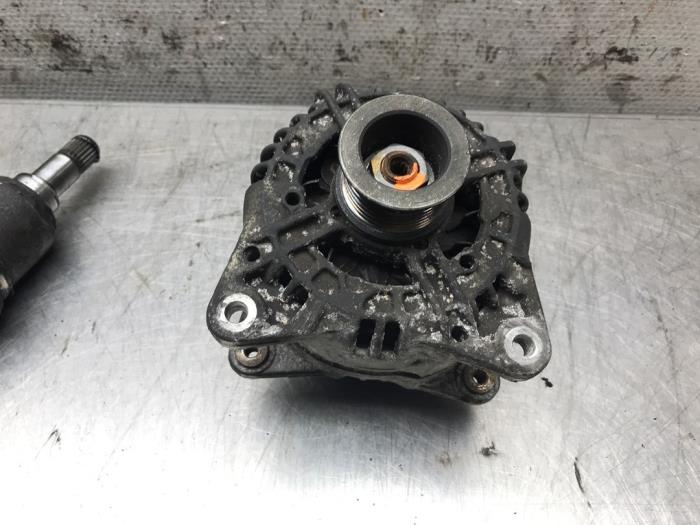 Begagnade Dynamo Renault Scénic II (JM) 1.9 dCi 130 Pris på förfrågan erbjuds av Autosloperij Alexander