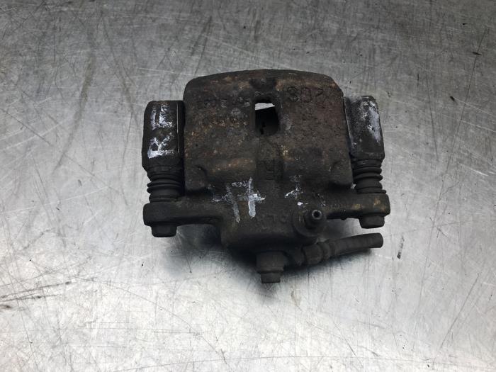 Gebrauchte Bremszange rechts vorne Hyundai Atos 1.0 12V Preis auf Anfrage angeboten von Autosloperij Alexander