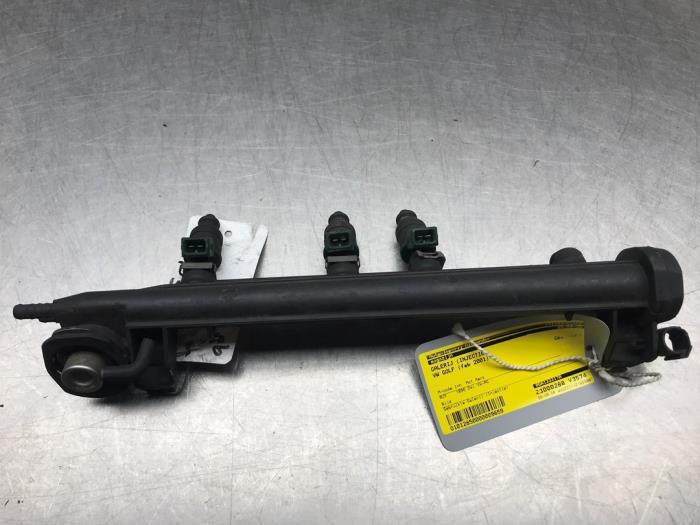 Usagé Système d'injection Volkswagen Golf IV (1J1) Prix sur demande proposé par Autosloperij Alexander