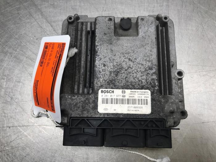 Used Engine management computer Opel Movano 2.3 CDTi 16V FWD Price on request offered by Autosloperij Alexander