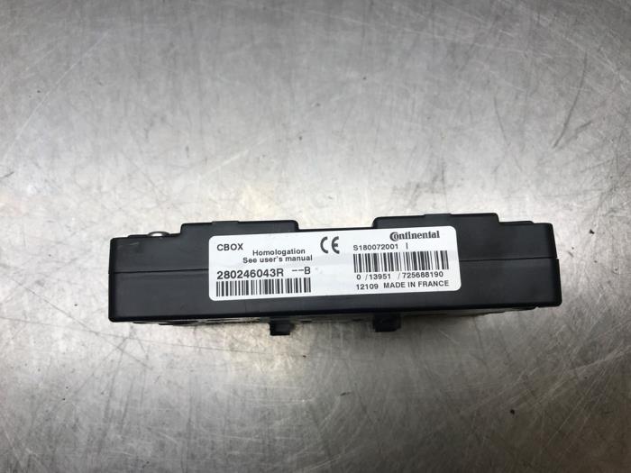 Używane Modul Bluetooth Opel Movano 2.3 CDTi 16V FWD Cena na żądanie oferowane przez Autosloperij Alexander