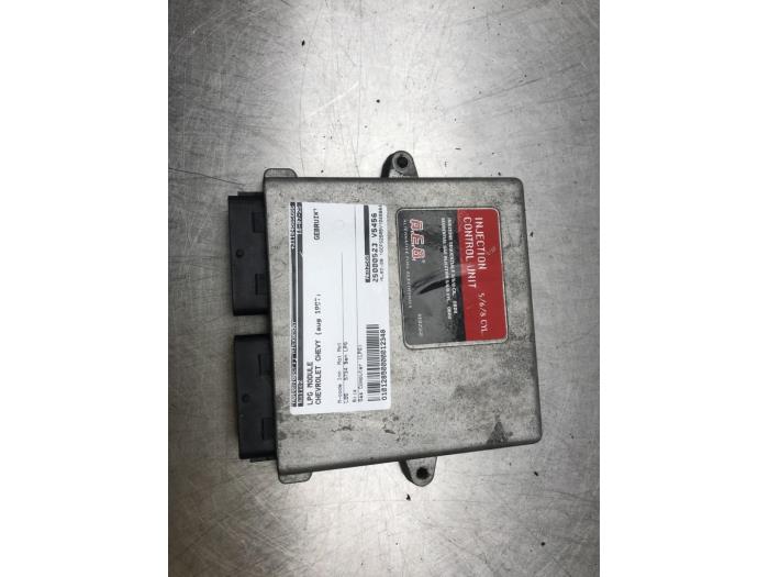 Usados Módulo GLP Chevrolet Chevy/Sportsvan G20 Standard Passenger 5.7 Precio de solicitud ofrecido por Autosloperij Alexander