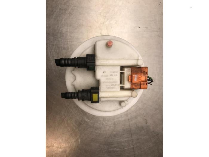 Usagé Pompe essence Citroen Nemo (AA) 1.4 HDi 70 Prix € 70,00 Règlement à la marge proposé par Autosloperij Alexander