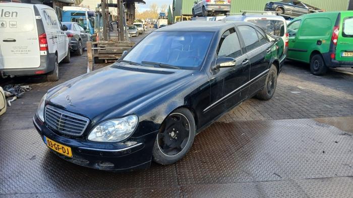 Gebrauchte AGR Ventil Mercedes S (W220) 4.0 S-400 CDI V8 32V Preis € 544,50 Mit Mehrwertsteuer angeboten von Autosloperij Alexander