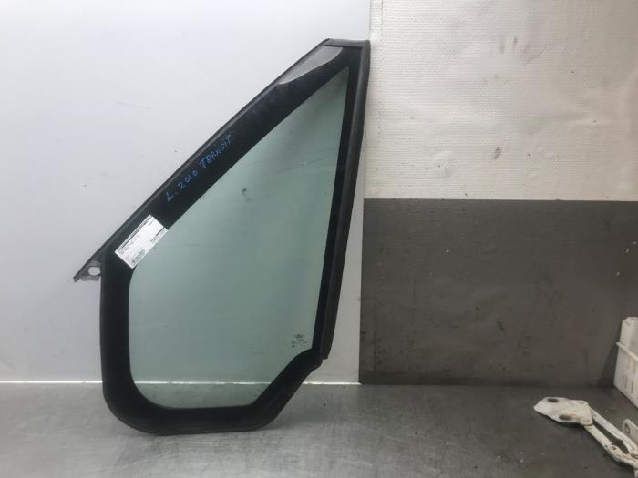 Usados Ventanilla triangular izquierda delante Ford Transit Connect 1.8 TDCi 90 DPF Precio de solicitud ofrecido por Autosloperij Alexander