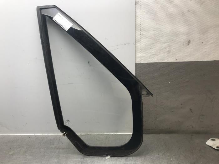 Usados Ventanilla triangular derecha delante Ford Transit Connect 1.8 TDCi 90 DPF Precio de solicitud ofrecido por Autosloperij Alexander