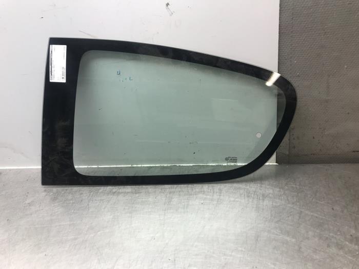 Usados Ventanilla triangular izquierda detrás Citroen C1 1.0 12V Precio de solicitud ofrecido por Autosloperij Alexander