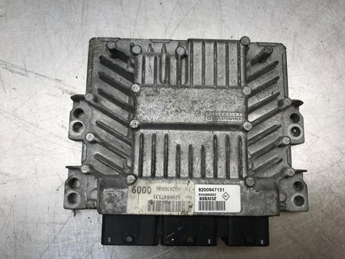 Used Engine management computer Renault Kangoo Express (FW) 1.5 dCi 105 FAP Price on request offered by Autosloperij Alexander