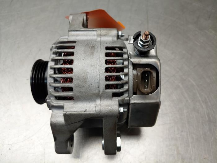 Dynamo Toyota Yaris (P1), 1999 / 2005 1.3 16V VVT-i, Fließheck, Benzin, 1.299cc, 63kW (86pk), FWD, 2NZFE; 2SZFE, 1999-08 / 2005-11, NCP10; NCP20; NCP22; SCP12 (Gebraucht)
